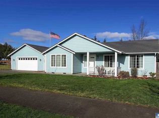 33 E Cobblestone Ln, Sequim, WA 98382