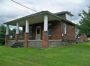 681 Eau Claire Rd, Harrisville, PA 16038