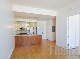 140 Hope St APT 4E, Brooklyn, NY 11211