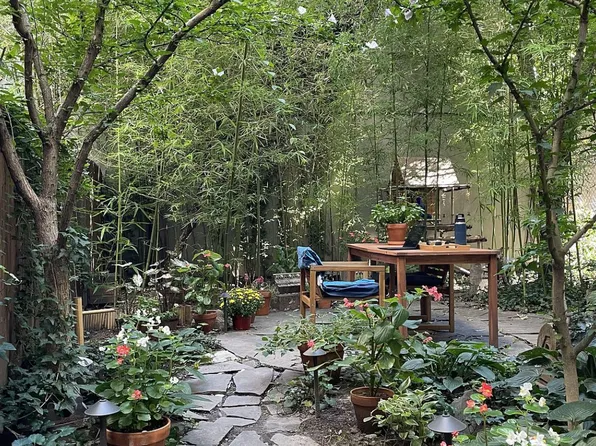 245 South Third Street image 9 of 12