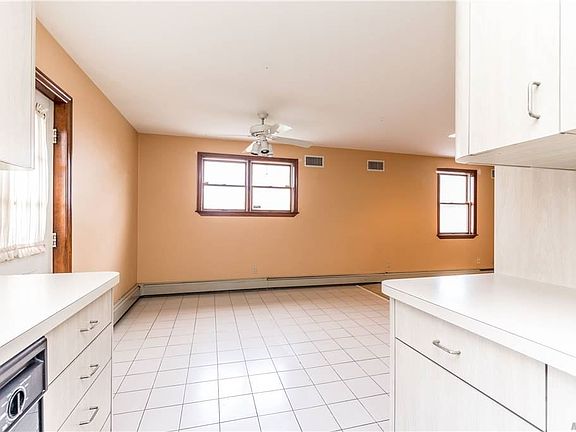 5th image of 296 Burkhard Ave