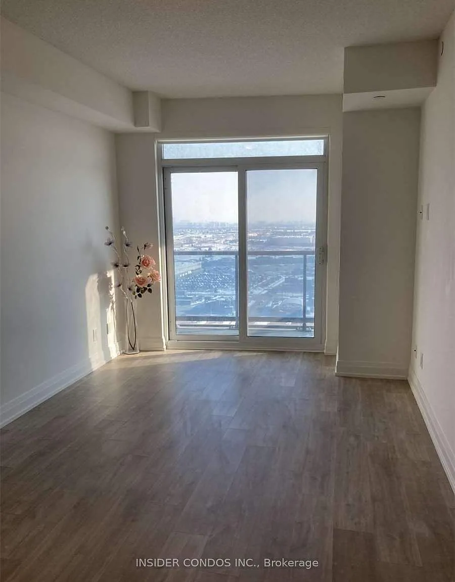 2 bed, $2,400 — Photo 4