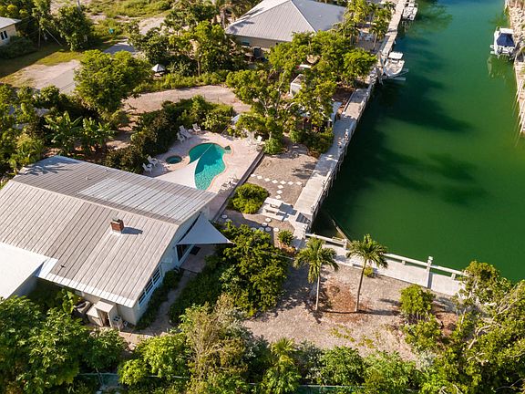 5th image of 50 Sawyer Dr