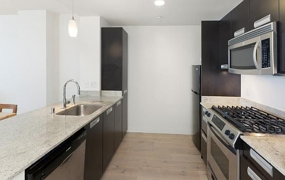 1st image of 300 Berry St Unit 816