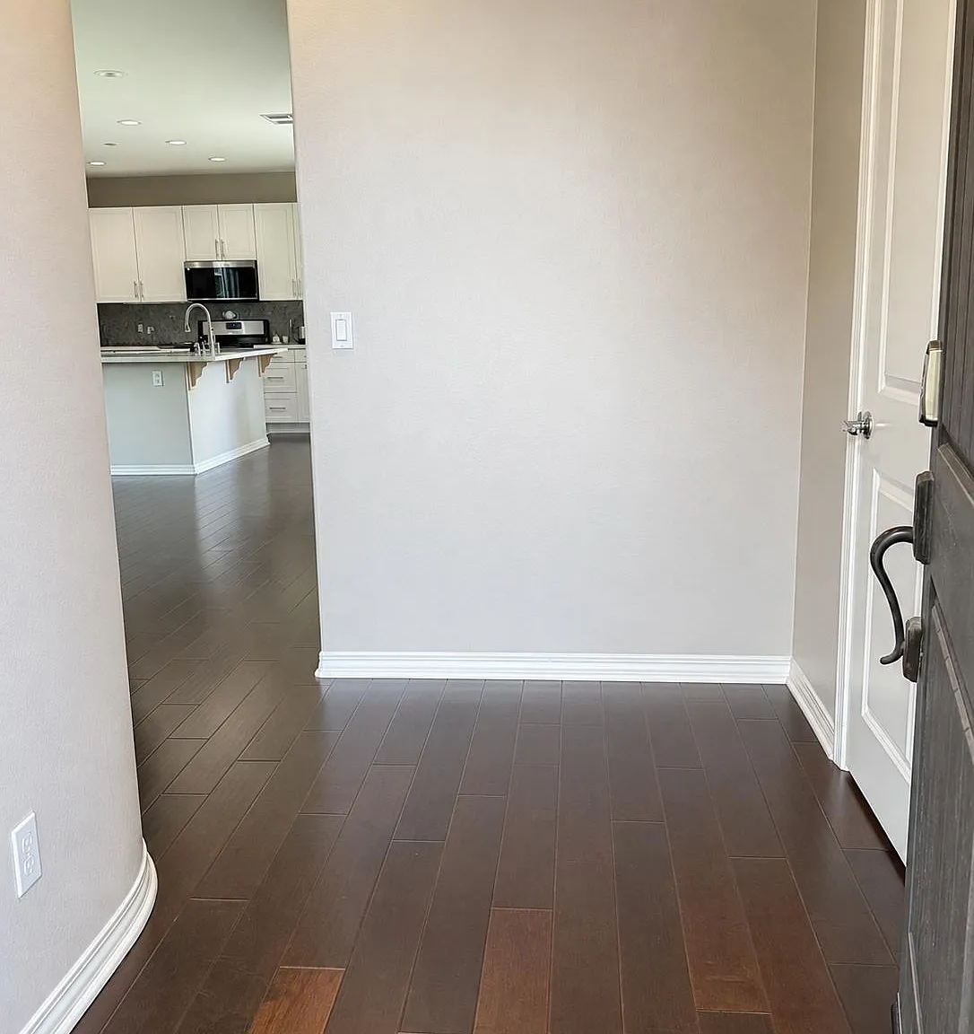 4 bed, 2245 sqft, $4,995 — Photo 3