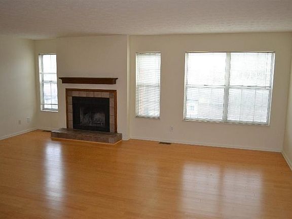 2nd image of 10555 Montgomery Rd APT 72