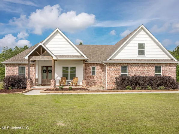 24020 Captains Ct, Saucier, MS 39574