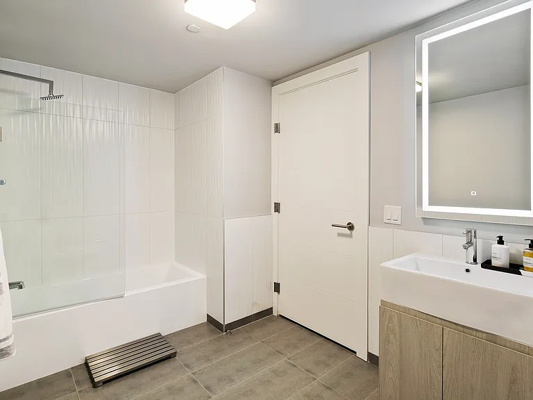 B22 — Photo 13