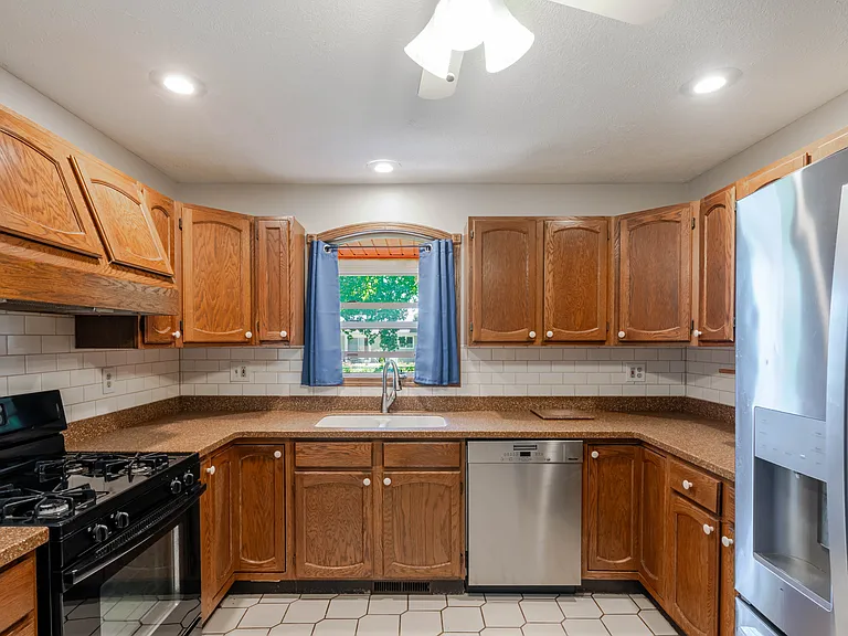 108 Riss Dr — Photo 8