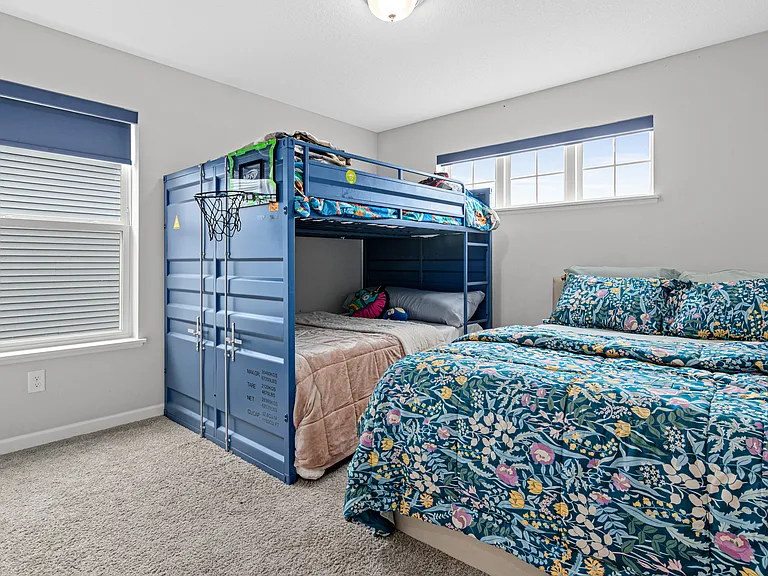 24261 Edgewater Dr — Photo 8