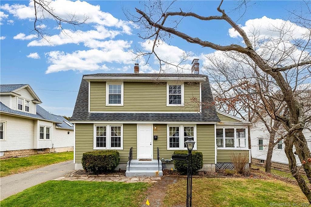 25 W Broad St, Plainville, CT 06062 Zillow