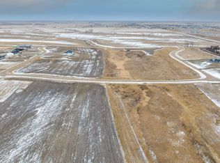 901 83rd St NE, Minot, ND 58703