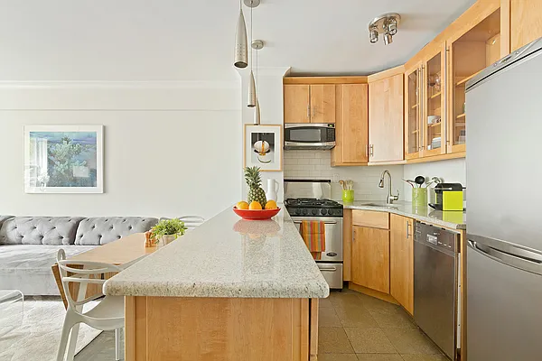 Sold by Compass | media 5