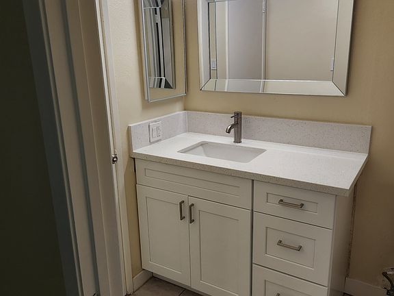 3rd image of 135 W Cedar St APT 7