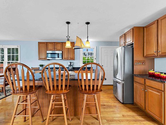 5th image of 34 Prospect Avenue