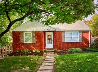 7963 Lindisfarne Dr, Pittsburgh, PA 15237