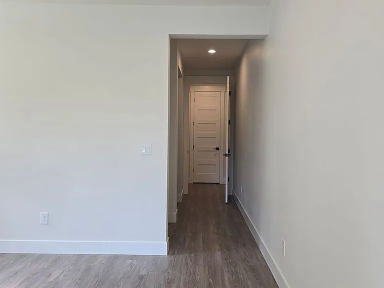 8717 33rd St E — Photo 22
