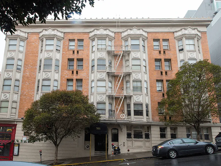 701 Taylor Street — Photo 12