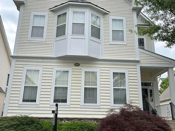 17551 Lethridge Cir, Round Hill, VA 20141