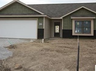 13753 Green Park Ave, Fort Wayne, IN 46814 | Zillow