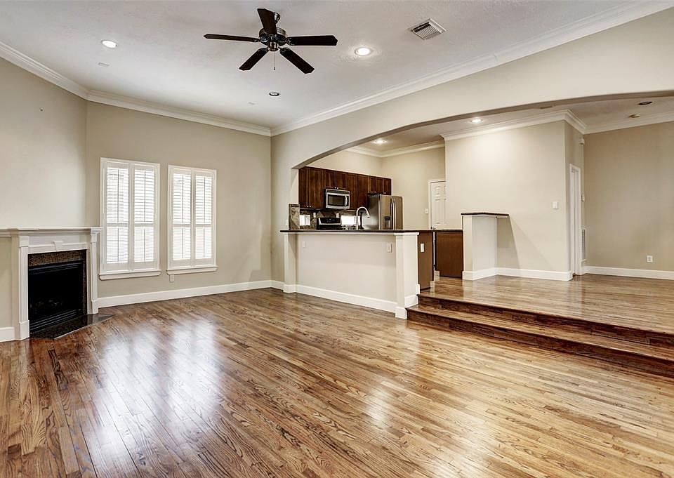 Large open living space defines this unique Cottage Grove townhome!