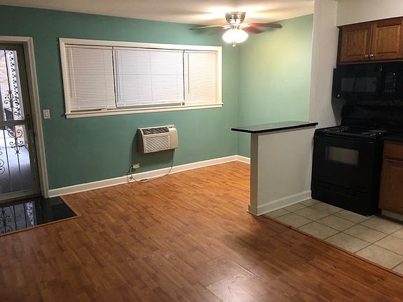 4th image of 7201 W Wellington Ave APT C1