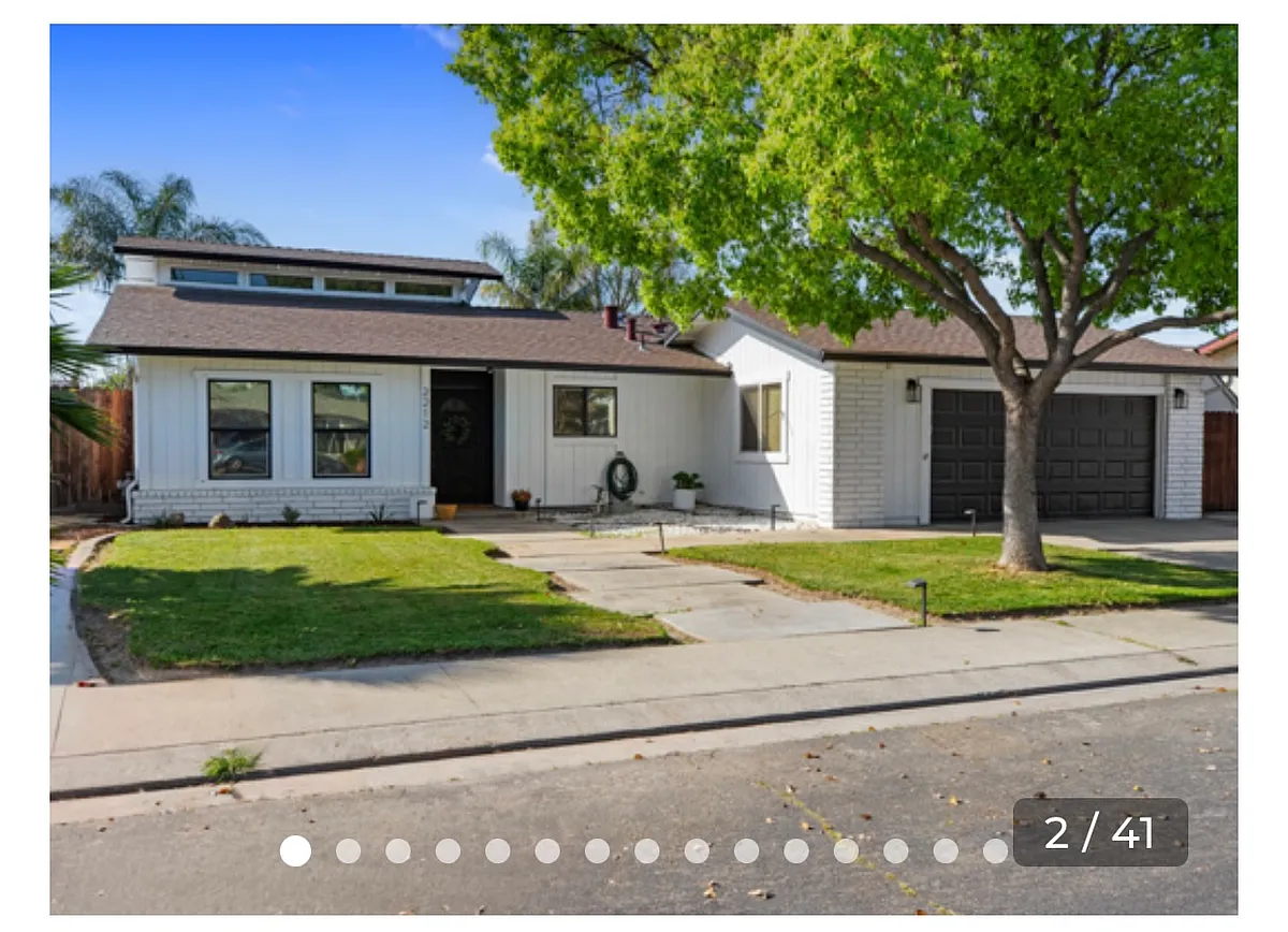 Building Photo - 2212 Lavon Ln