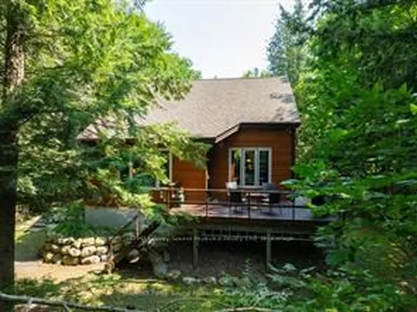 18 Meharg Dr, McKellar, ON P2A 0B5