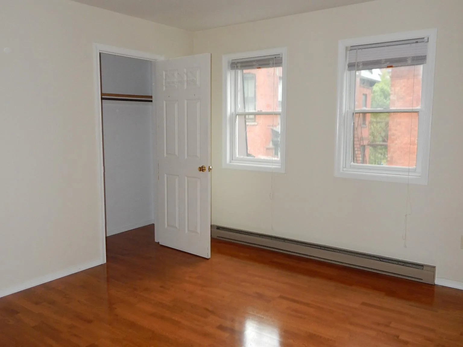 99 S Lake Ave — Photo 4
