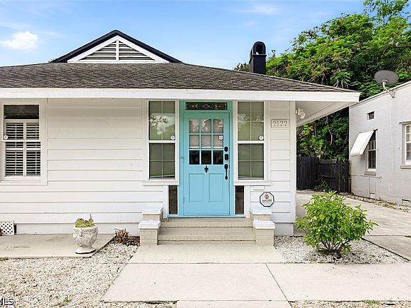 2nd image of 2122 Katherine St
