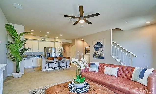 3 bed, 3.5 bath, 1857 sqft, $4,100 — Photo 4