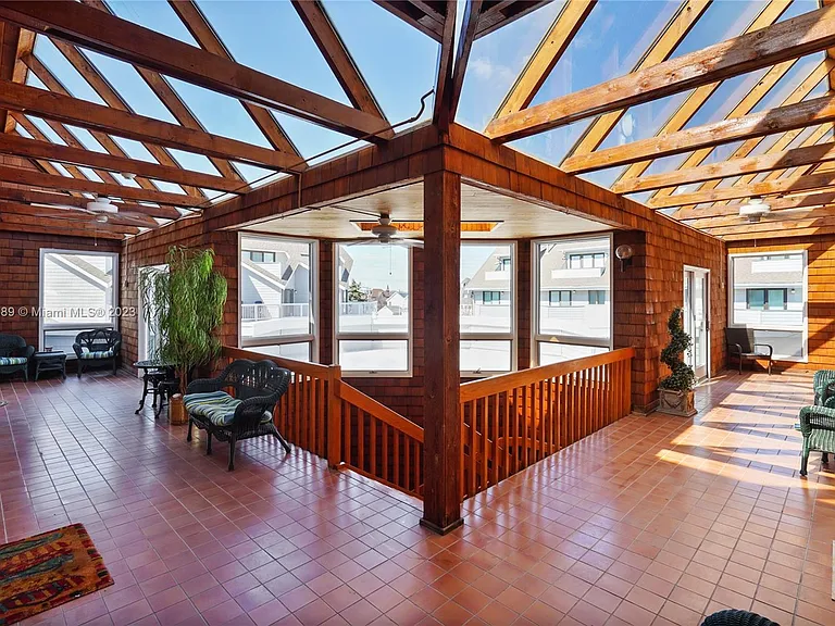 900 Ocean Ave #108 — Photo 31