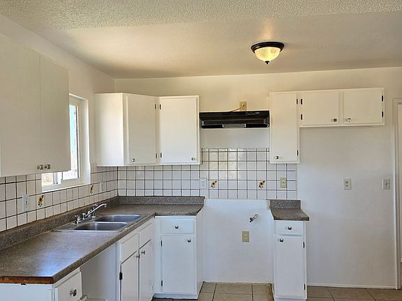 5th image of 20912 83rd St APT B