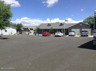 5407 Postma Rd, Yakima, WA 98901