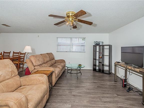 5th image of 3324 W Napoleon Ave