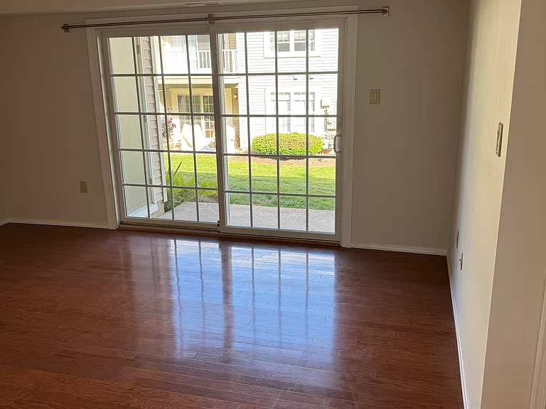 311 Society Pl — Photo 10