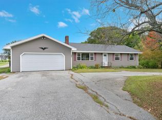 105 River Road, Windham, ME 04062