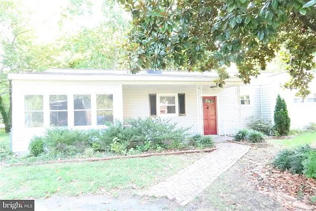 8301 Orville St photo 1