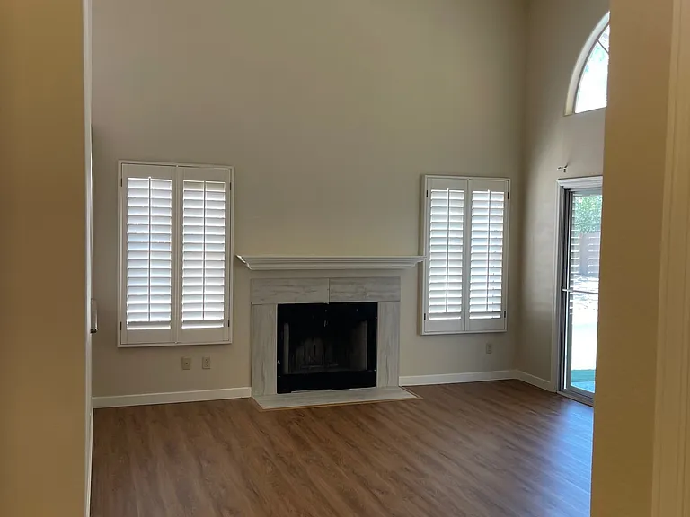 9329 E Corrine Dr — Photo 12