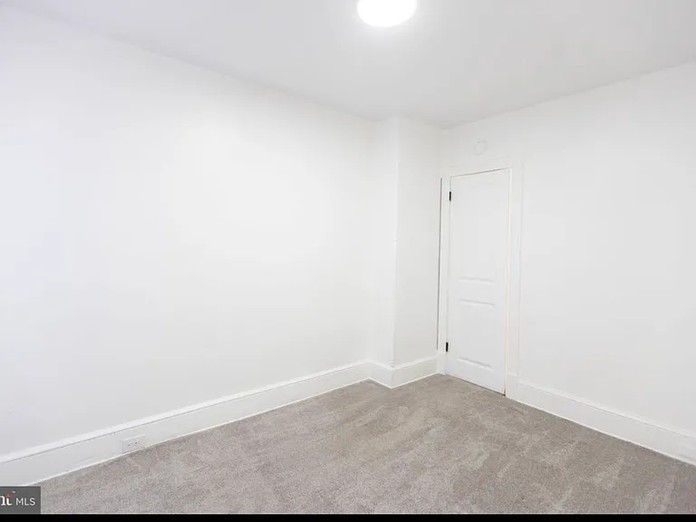 1017 Washington St #2 — Photo 11