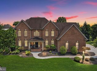 4 Cherish Dr, Camp Hill, PA 17011