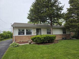 924 Blackhawk Dr, University Park, IL 60484