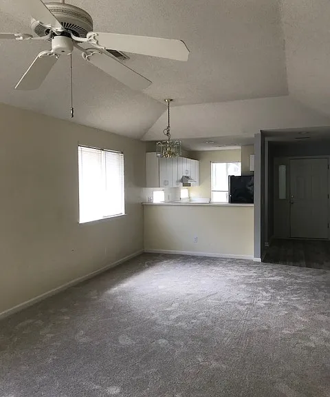 404 Battery Ln #404 — Photo 2