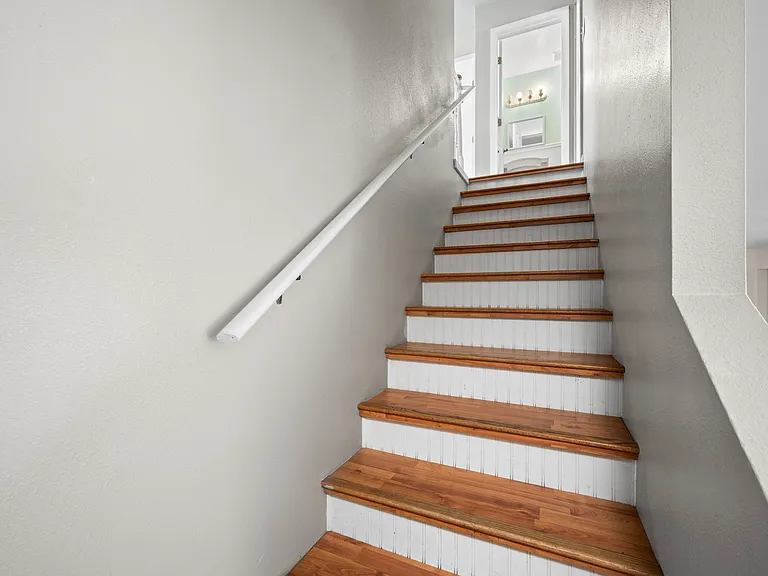 1140 W Starling Ave — Photo 29