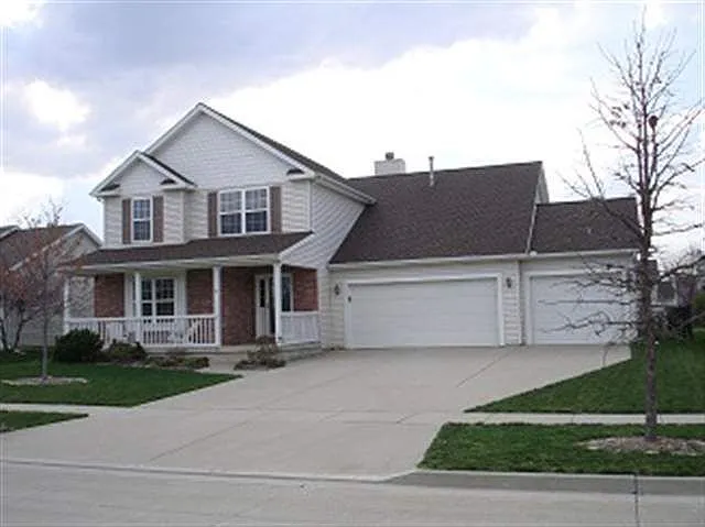 11 Rosewood Ct photo 1