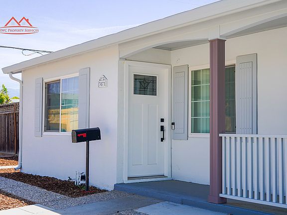 4th image of 3071 Yucca Ave