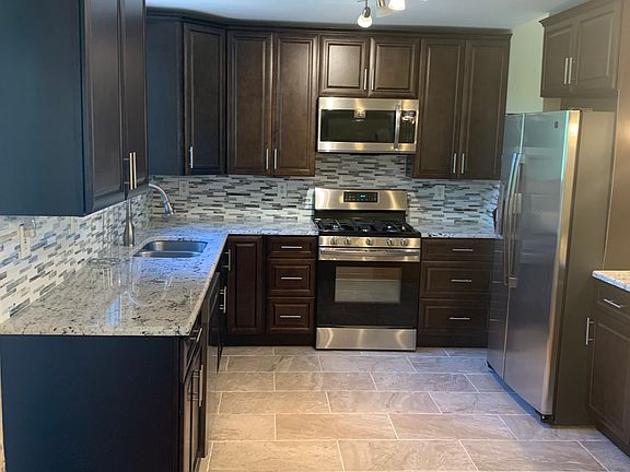 3rd image of 2969 Nipper Way #12