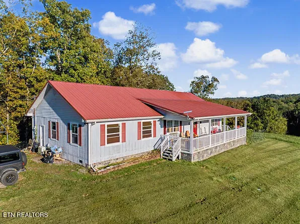 875 Palmer Hollow Rd, Bybee, TN 37713