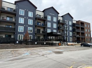 20 Koda St #104, Barrie, ON L9J0J7