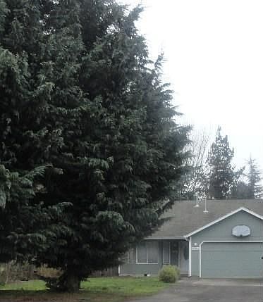 1st image of 3923 E McLoughlin Blvd